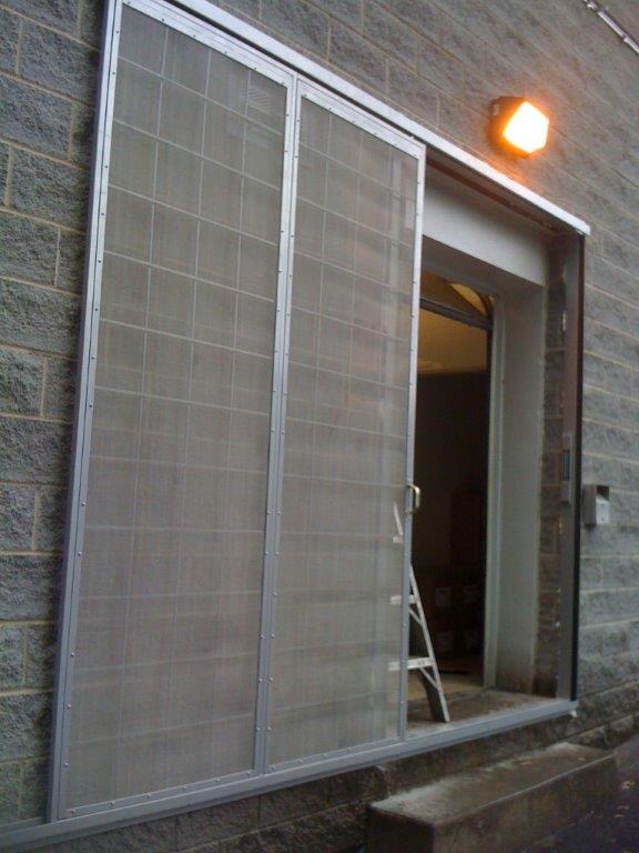 portes ventilées sur mesure industrielle